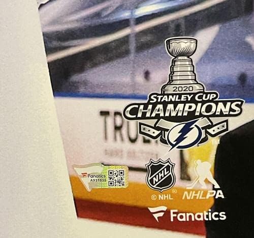 Виктор Хедман потпиша 16х20 Тампа Беј Молња трофеј Фото фанатици - Автограмирани фотографии од НХЛ
