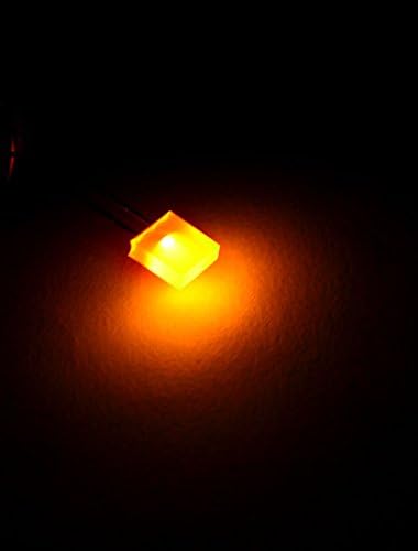 IiVverr 40 парчиња 7,5x7x2.5 mm квадратна глава портокалова LED светлина диоди (40 парчиња 7,5x7x2.5 mm Cabeza cuadrada naranja LED Diodos