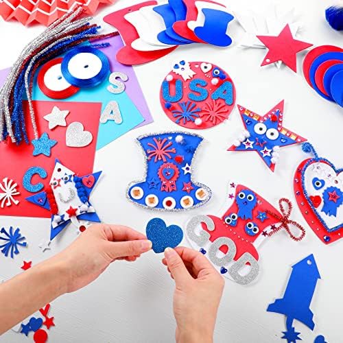 568 парчиња 4 -ти јули занаетчиски знамиња за деца Патриотски занаетчиски сет DIY пена украси комплет вклучува 45 парчиња тркалезна starвездена