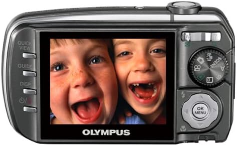 Дигитална камера на Олимп 800 8MP со 3x оптички зум
