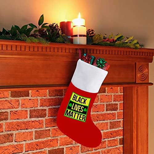 Црни животи материи Божиќни чорапи црвен кадифе со бела бонбони торба Божиќни украси и додаток на семејна забава