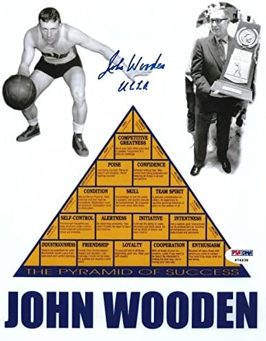 Woodон Вуден потпиша УЦЛА Бруинс Пирамида за успех 8x10 Фото PSA/DNA COA 1 - Фотографии за автограми на колеџ