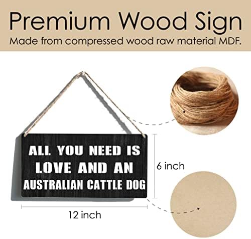 Говеда кучиња мајки потпишуваат подарок фарма куќа Сè што ви треба е loveубов и австралиско говеда кучиња дрвени висечки знаци плакета рустикална