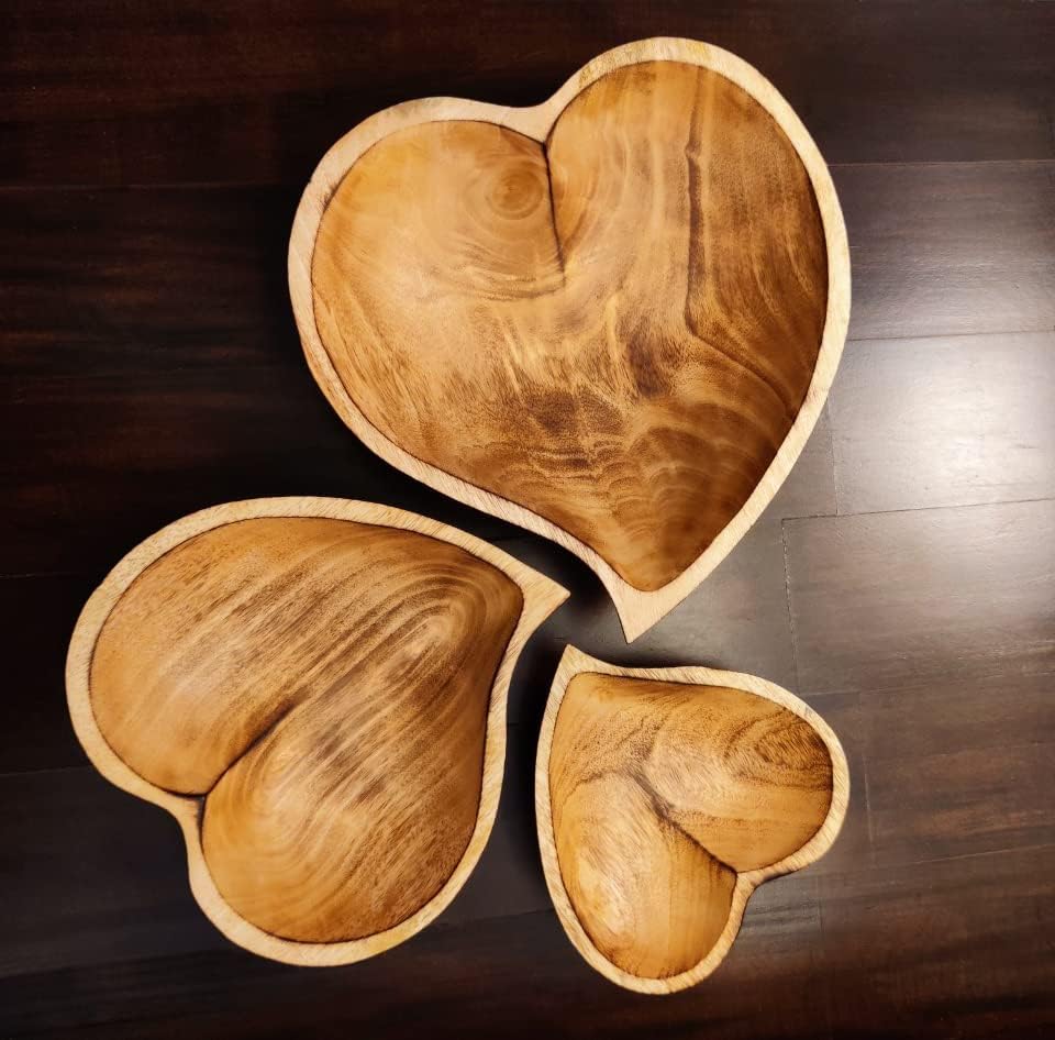 Witnystore 7 сад со облик на срцев облик на срце - Функционален и колекционерски сад - рачно изработена дрвена чинија за сервирање
