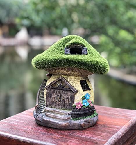 Tiblen Solar Gnome Grass-покрив печурки градина куќа, фигура на отворено гном куќа со соларни светла, малку градинарски куќа фигурини