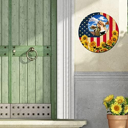Тркалезен метален знак изморено знаме на САД Смешна крава на фарма сино небо штала Сончогледи Смешно wallидна врата знак Плакета гроздобер венец