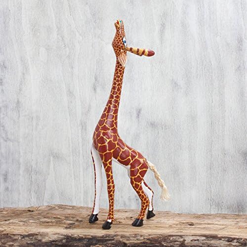 Новика рачно изработено насликана копал дрво сафари зоолошка градина, животинска фигура, мојата iousубопитна жирафа “