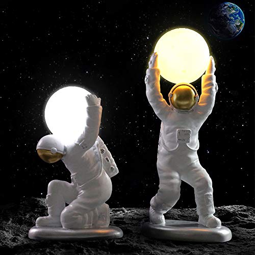 Ноќна светлина на астронаутот за ламби со 3 бои што се менуваат