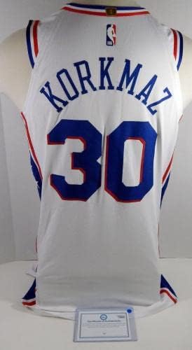 2019-20 Philadelphia 76er Furkan Korkmaz 30 игра издадена бела ерси Стерн Бенд - НБА игра користена