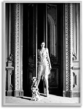 Ступел Индустрии Зголемување На Резолуцијата Модна Жена Далматинско Куче Украсена Зграда Врамена Ѕидна Уметност, Дизајн Од