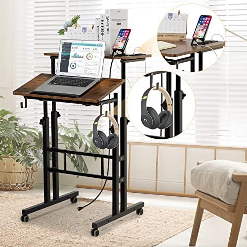 Siducal Mobile Stand Up Desk, прилагодлива лаптоп биро со тркала, работна станица за домашни канцеларии со USB порти и места, количка за лаптоп за тркалање за стоење или седење, ру