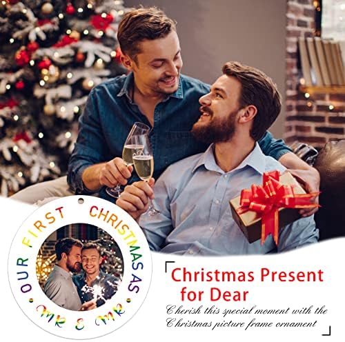 Facraft Нашиот прв Божиќ како г -дин и г -дин 2022 година, свадба со рамка за слика оженет украс за геј парови мажи, фото рамка Божиќни ЛГБТ