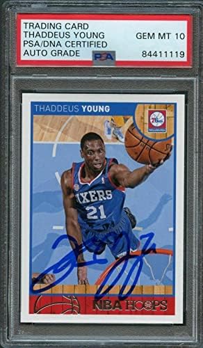 2013-14 НБА -обрачи 16 Тадеус Јанг потпишана картичка Авто 10 ПСА Плачи 76ers - Кошарка за автограмирани картички за кошарка