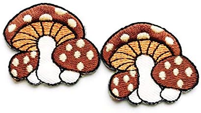 Сет од 2 мала мини кафеава печурка со крем за полкови, прекрасен цртан филм шие железо на везена апликација знак знак за лепенка облека костум