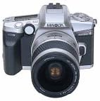 Minolta Maxxum 4 Датум SLR Камера комплет w/ 28-80mm АФ Сребрена Зум Леќа