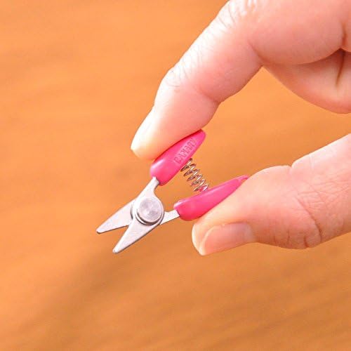 Канарски мали ножици со покритие 1.3 Екстра мини мали ножици, остри остри јапонски сечила од не'рѓосувачки челик, ножици за приврзоци