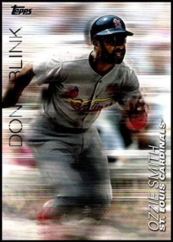 Ажурирање на Топс 2018 Не трепкајте DB-12 Ozzie Smith St. Louis Cardinals Официјална картичка за тргување со бејзбол МЛБ