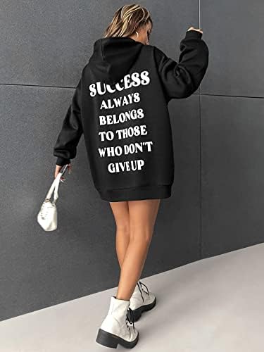Minuteas женски џемпери слоган, графички капка рамо, влечење термички обложен фустан со качулка