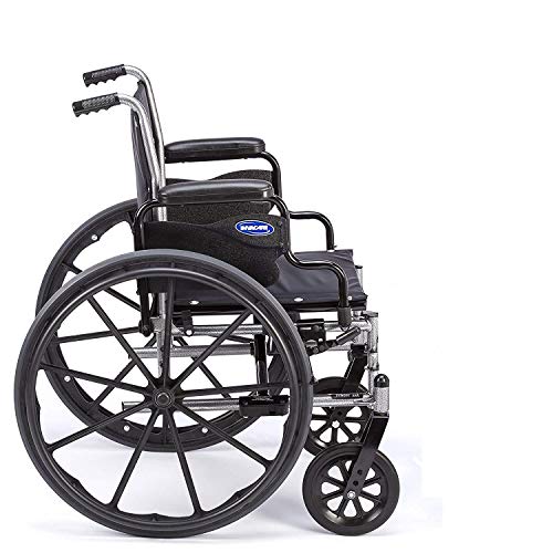 Invacare Tracer SX5 инвалидска количка со рацете со должина на работната маса, ширина на седиштето од 20 и T93HEP економични потпирачи