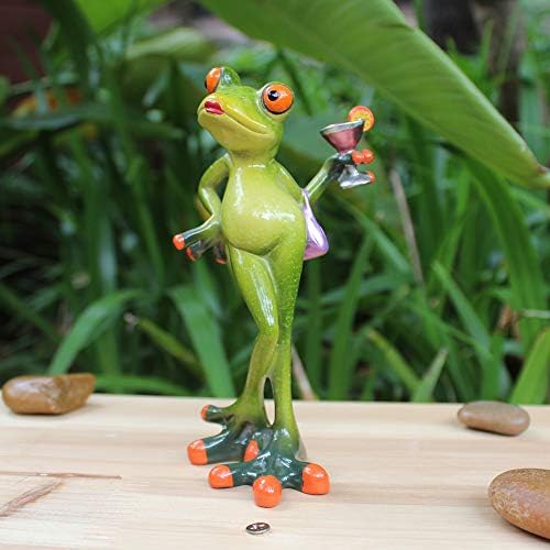 3Д креативен декор на жаби, фигура на дама жаби што држи коктел, новитетски животински жаби статуа украс за украсување на домашни