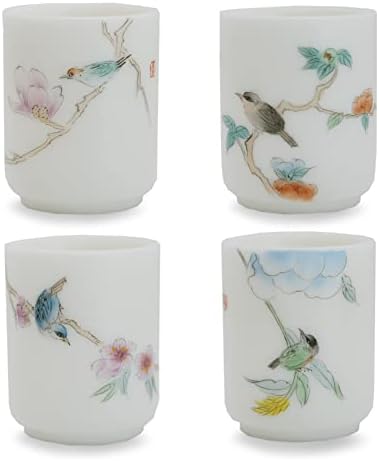 2.3 мл,Комплет од 4, Кинеска чаша За Чај, со различни Рачно нацртани модели на цвеќиња и птици во традиционален Кинески стил.