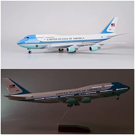 Моделите на авиони се вклопуваат за Боинг 747 Воздухопловен модел на авијација со светла и тркала 1/150 Графички приказ на легури на
